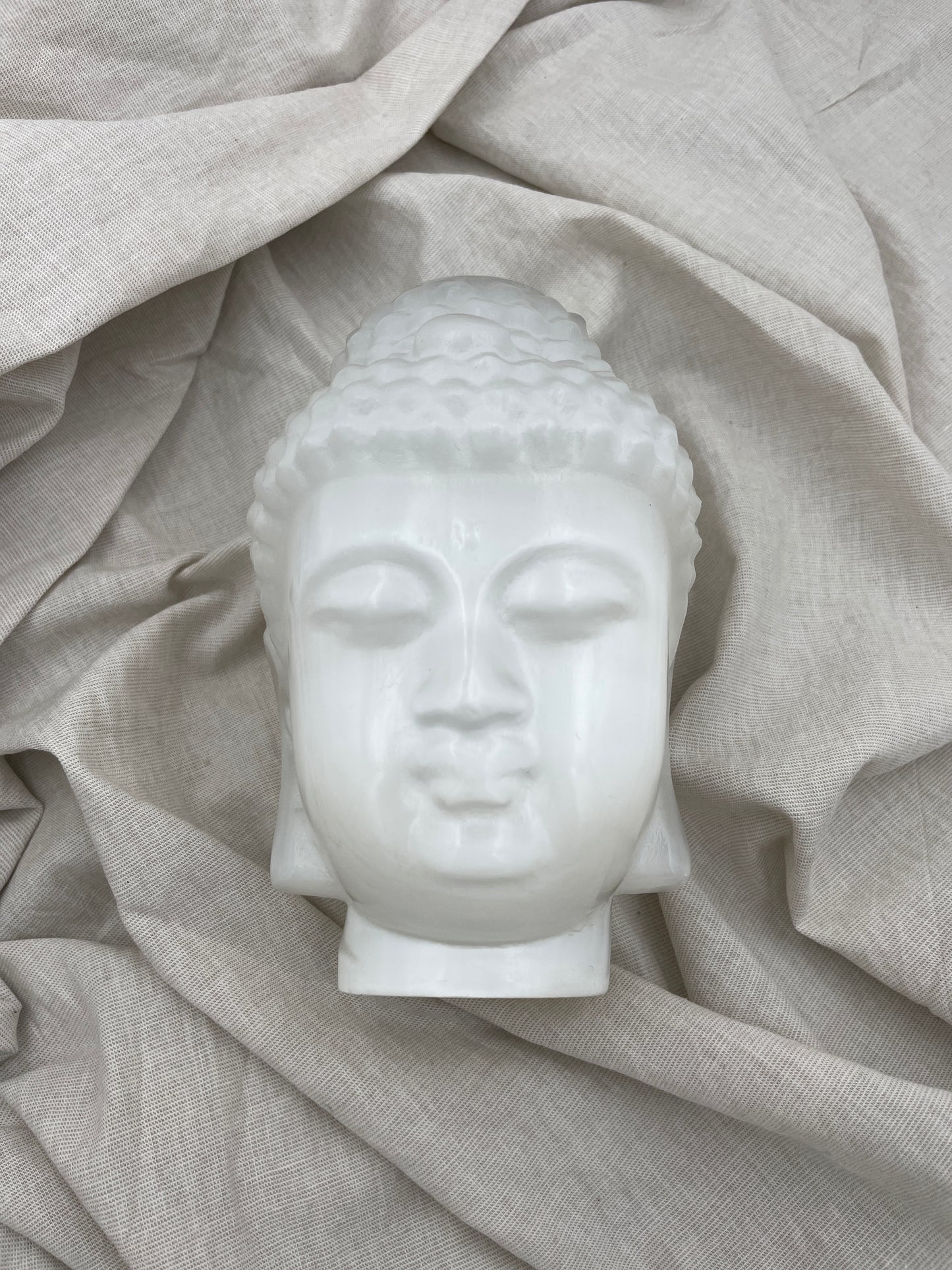 Selenit Buddha